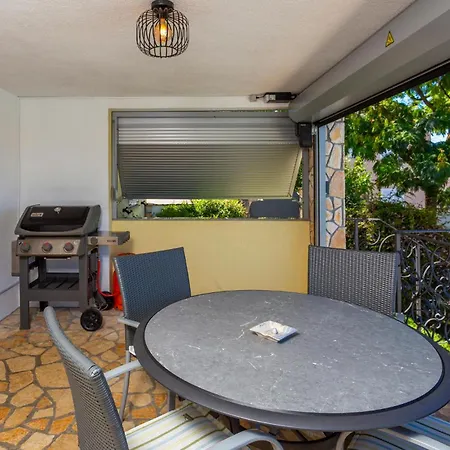 Amazing In With Kitchen Vikendica *